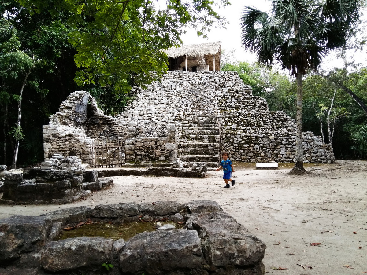 Mayan ruins, Mexico